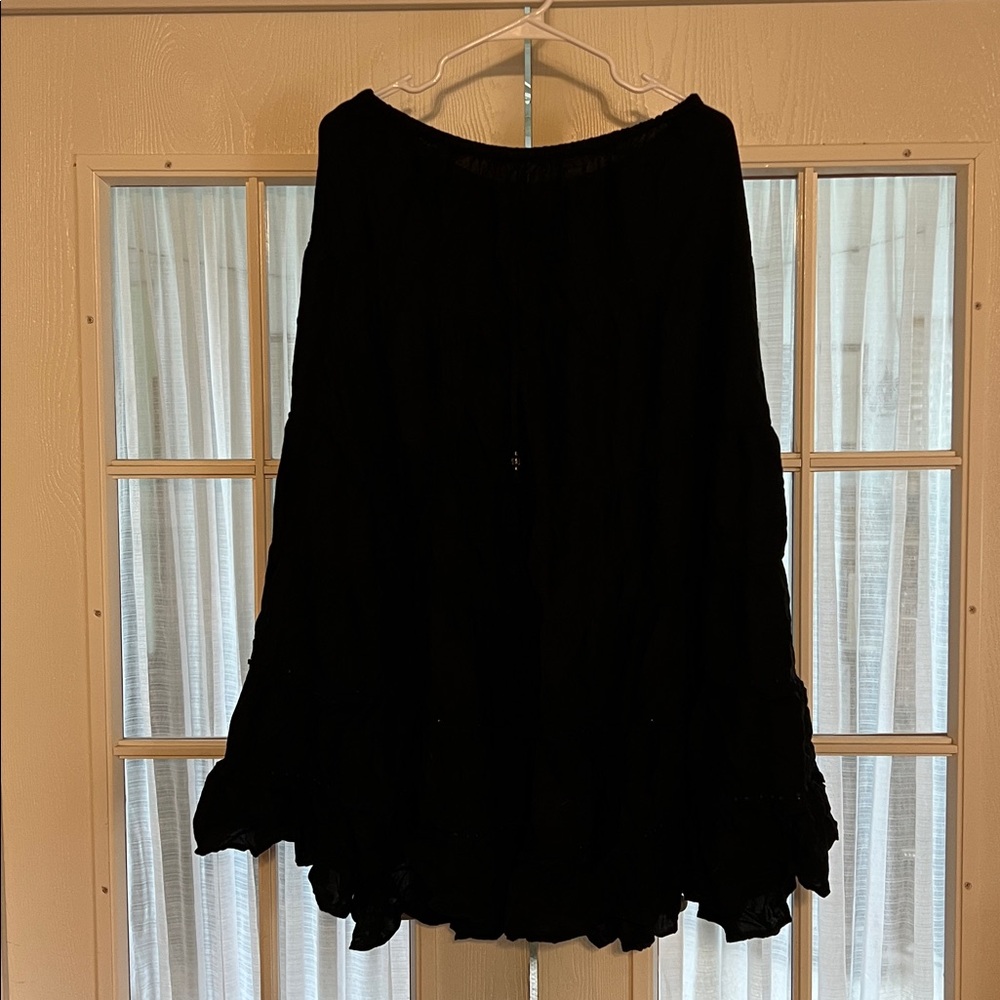 Elegant Black Skirt
